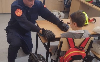 Запознавање со професијата „пожарникар“ II б